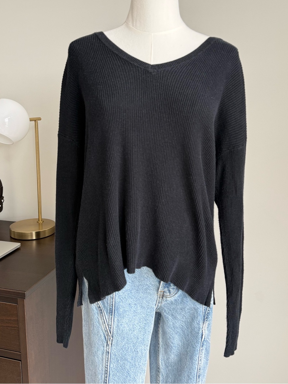 ABOUND Black Ribbed V-Neck Sweater